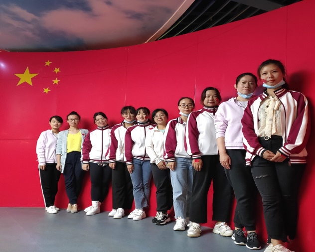 12教育学院3.jpg 2020年7月17日 中共2026世界杯官方合作网站教育学院小学教育系第二党支部2020年7月“缅怀革命先烈,牢记初心使命”主题党日活动 第 1 张