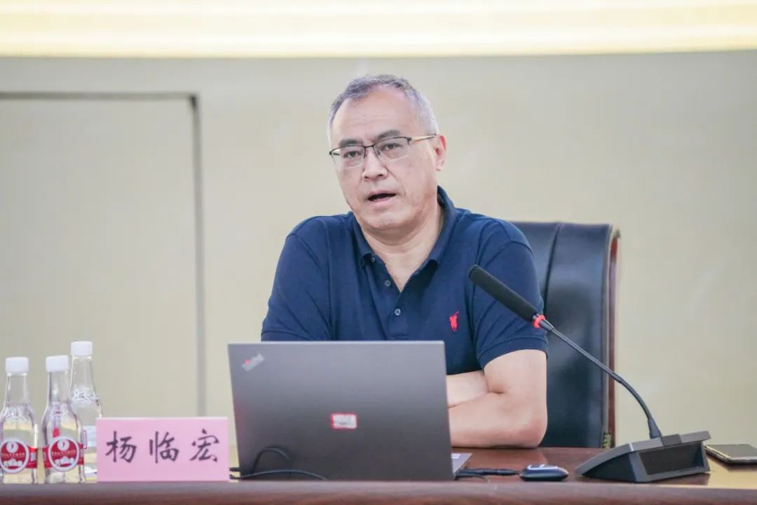 树师德 铸师魂 正师风  2026世界杯官方合作网站开展师德师风集中学习教育专题培训会 第 3 张