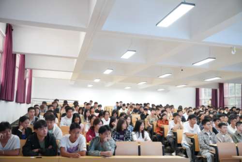 【魅力工程】-新生入学教育(一)——建筑工程学院系列讲座学院专题篇 第 2 张 【魅力工程】-新生入学教育(一)——建筑工程学院系列讲座学院专题篇 第 2 张