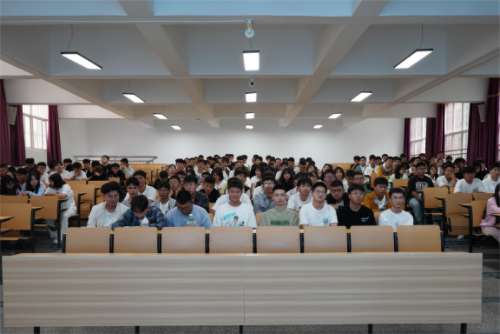 【魅力工程】-新生入学教育(一)——建筑工程学院系列讲座学院专题篇 第 4 张 【魅力工程】-新生入学教育(一)——建筑工程学院系列讲座学院专题篇 第 4 张