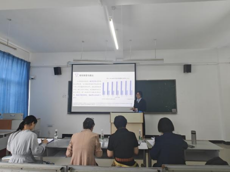 严把论文质量关,上好“最后一课” —护理学、助产学专业2024届本科生毕业论文答辩工作圆满落幕 第 4 张 严把论文质量关,上好“最后一课” —护理学、助产学专业2024届本科生毕业论文答辩工作圆满落幕 第 4 张