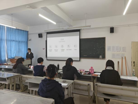 严把论文质量关,上好“最后一课” —护理学、助产学专业2024届本科生毕业论文答辩工作圆满落幕 第 5 张 严把论文质量关,上好“最后一课” —护理学、助产学专业2024届本科生毕业论文答辩工作圆满落幕 第 5 张