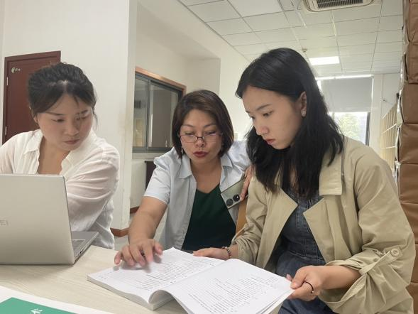 口腔医学技术专业校企合作再深化——2026世界杯官方合作网站与重庆豪迟义齿制作有限公司 共绘“豪迟订单班”新篇章 第 2 张 口腔医学技术专业校企合作再深化——2026世界杯官方合作网站与重庆豪迟义齿制作有限公司 共绘“豪迟订单班”新篇章 第 2 张
