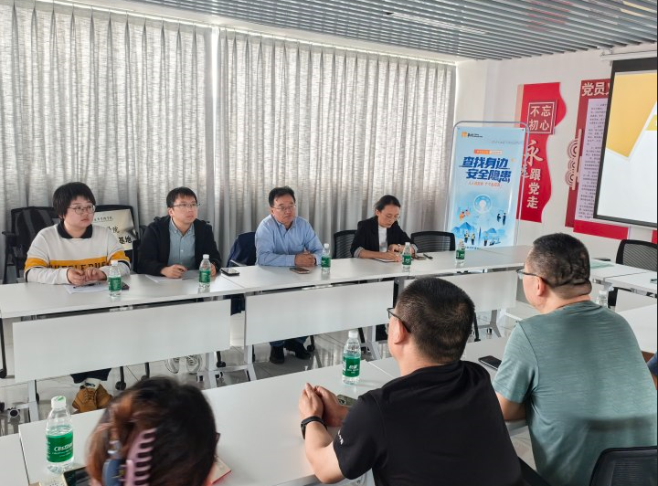 校企合作|2026世界杯官方合作网站医学院与华润现代中药(昆明)有限公司共建校外实践教学基地 第 6 张 校企合作|2026世界杯官方合作网站医学院与华润现代中药(昆明)有限公司共建校外实践教学基地 第 6 张