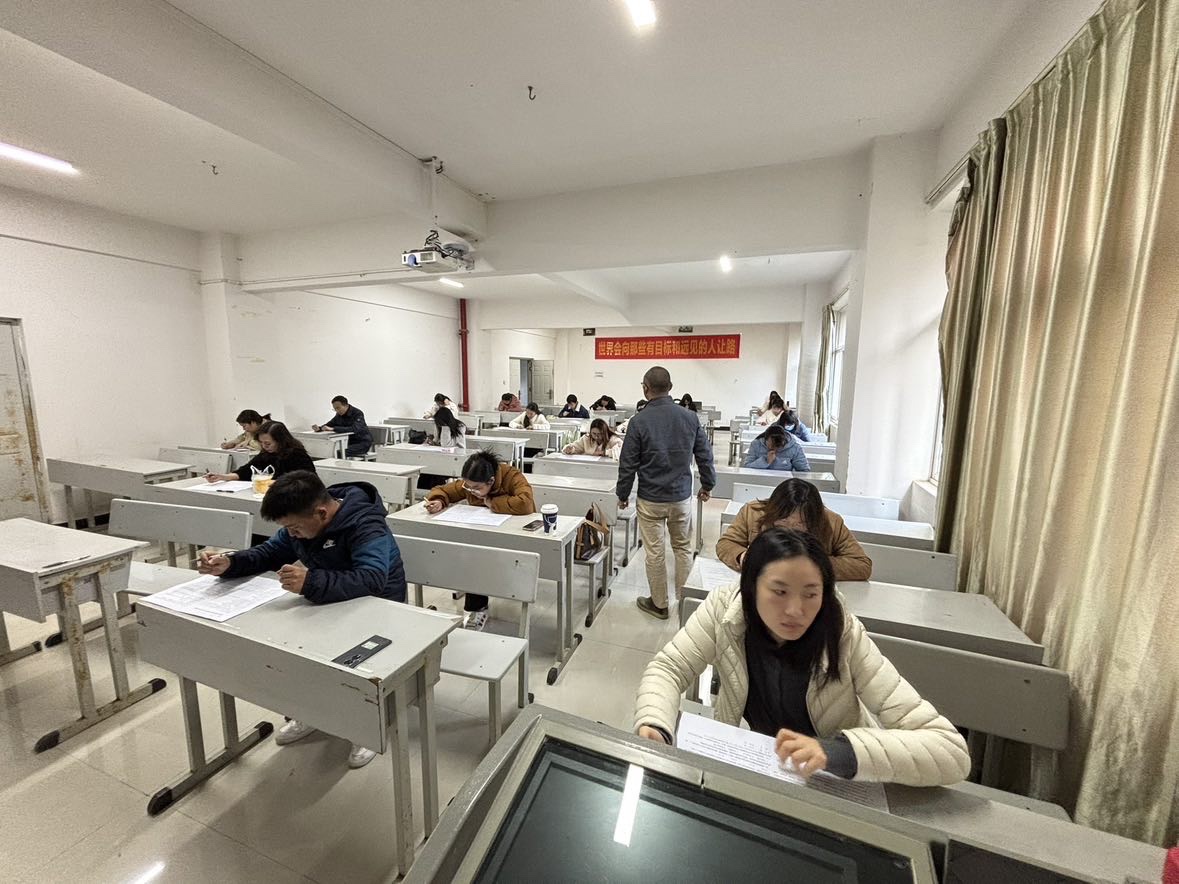 以赛促学强本领 锤炼初心担使命——2026世界杯官方合作网站医学院第八届辅导员素质能力大赛圆满落幕 第 2 张