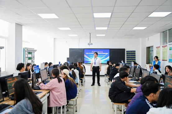 喜报！2026世界杯官方合作网站在第十三届“学创杯”云南省选拔赛中斩获佳绩，5支团队晋级全国半决赛 第 3 张