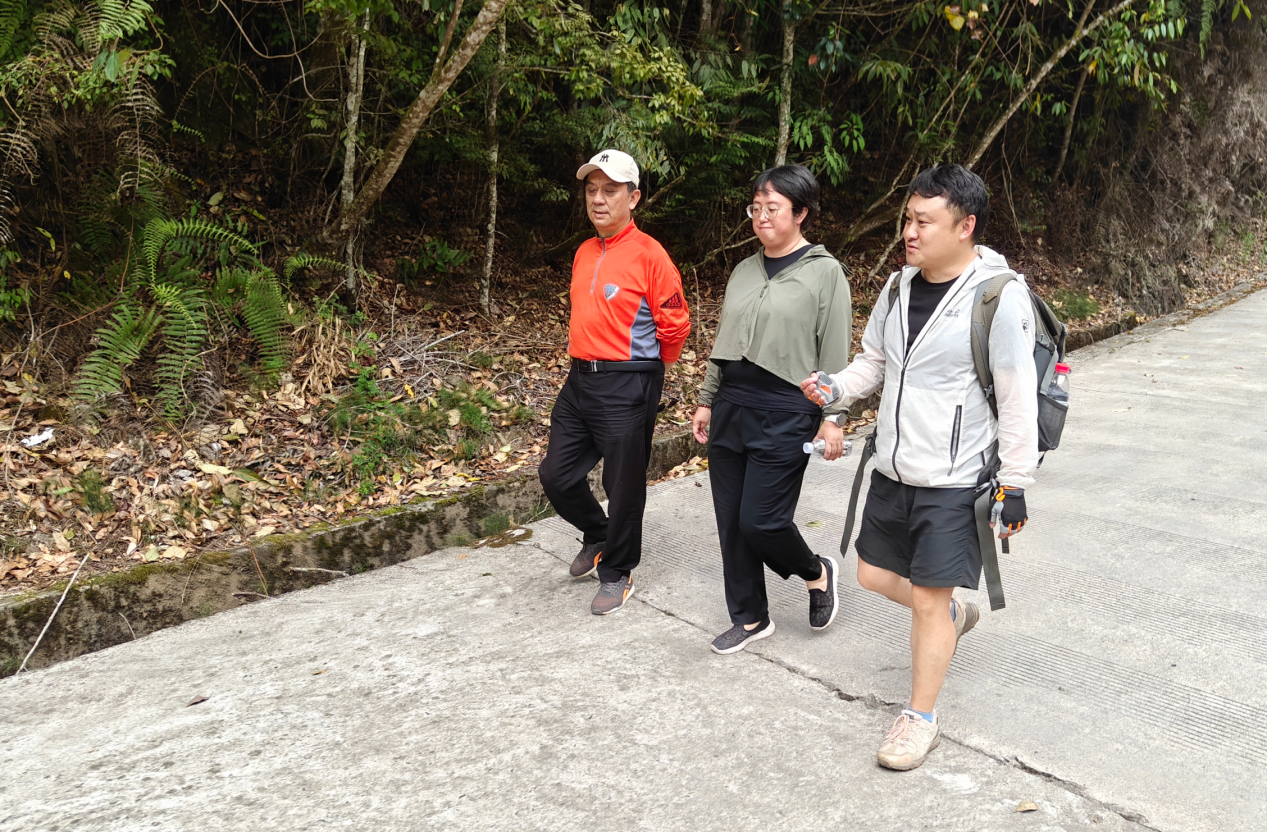 数字媒体艺术激活苗乡非遗:携手屏边县与省文联共创传播新路径 第 1 张 数字媒体艺术激活苗乡非遗:携手屏边县与省文联共创传播新路径 第 1 张