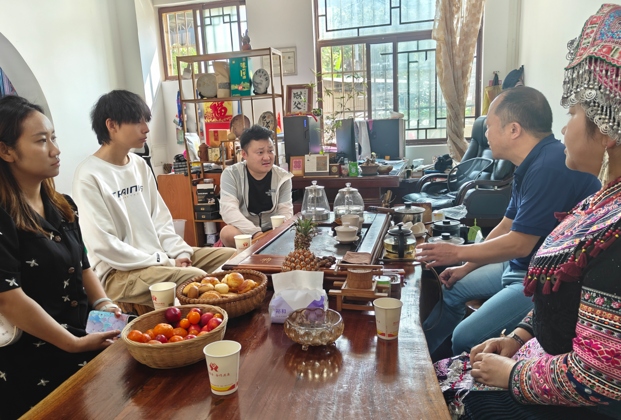 数字媒体艺术激活苗乡非遗:携手屏边县与省文联共创传播新路径 第 5 张 数字媒体艺术激活苗乡非遗:携手屏边县与省文联共创传播新路径 第 5 张